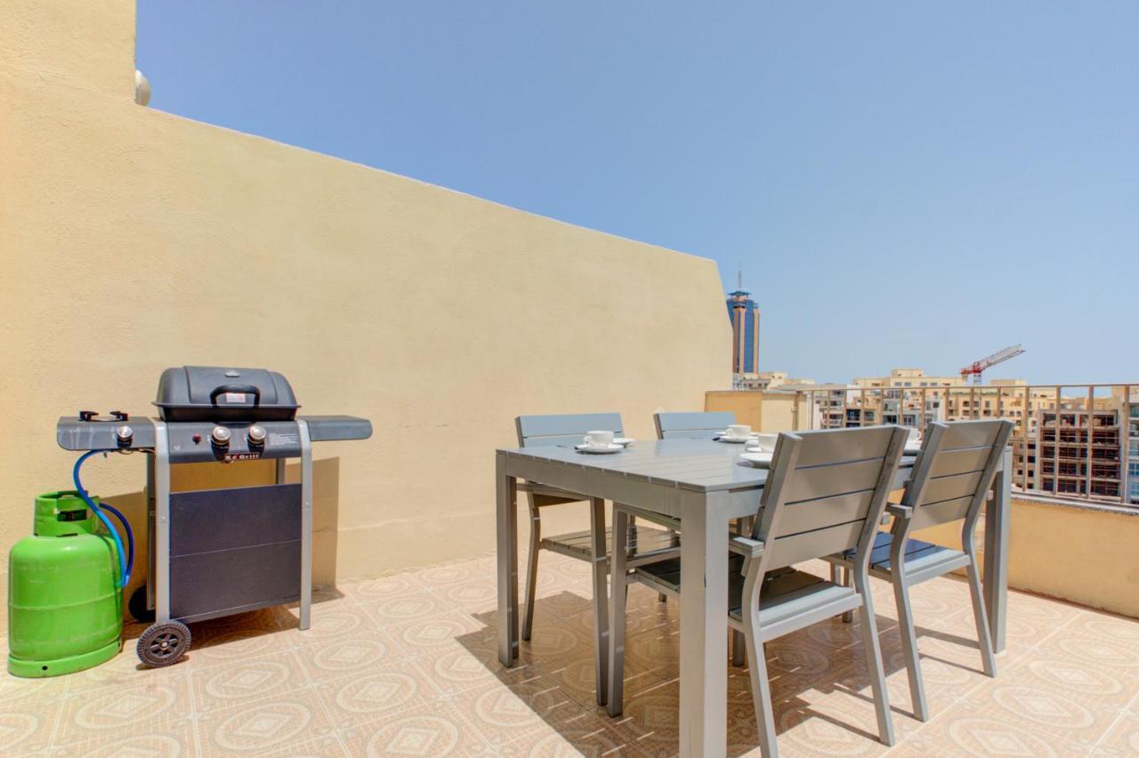 Morina Court - Seaview And Penthouse In St Julians By Shortletsmalta Апартаменты Сент Джулианс
