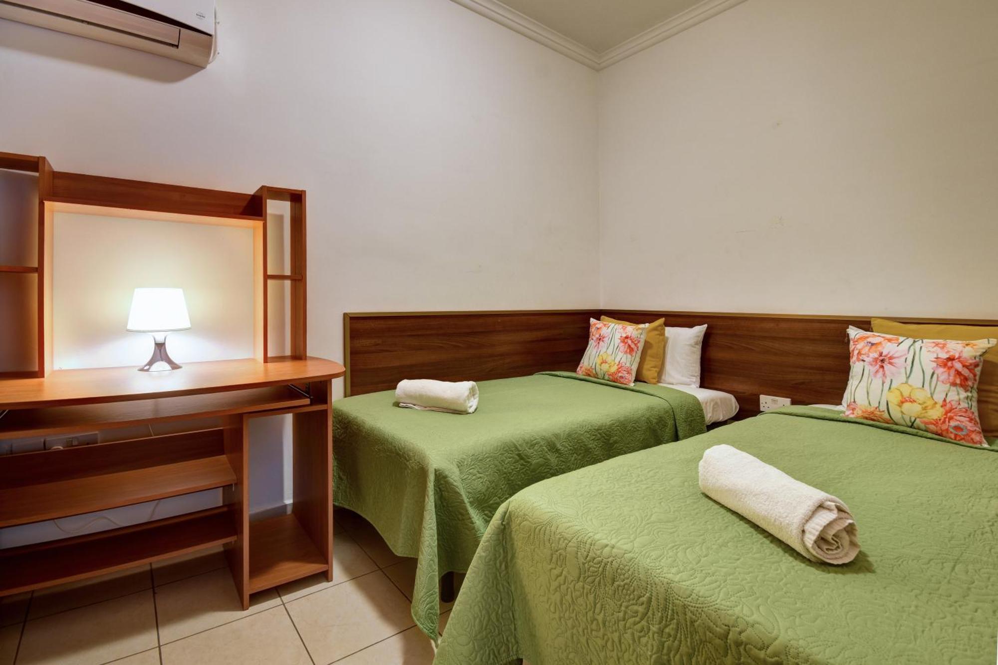 Morina Court - Seaview And Penthouse In St Julians By Shortletsmalta St. Julian's