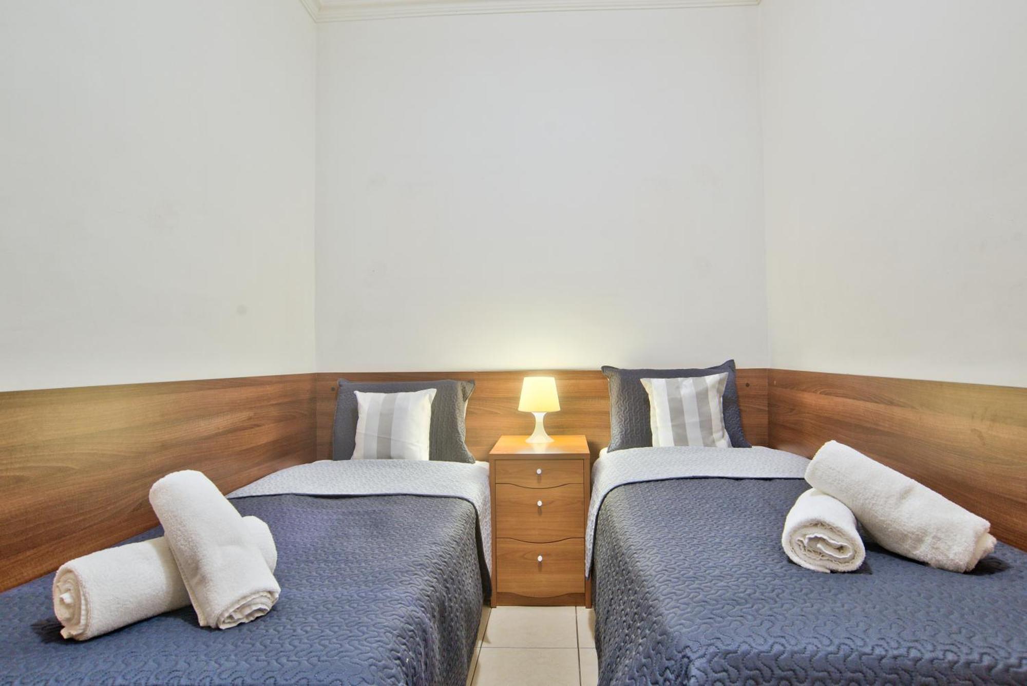 Morina Court - Seaview And Penthouse In St Julians By Shortletsmalta Апартаменты